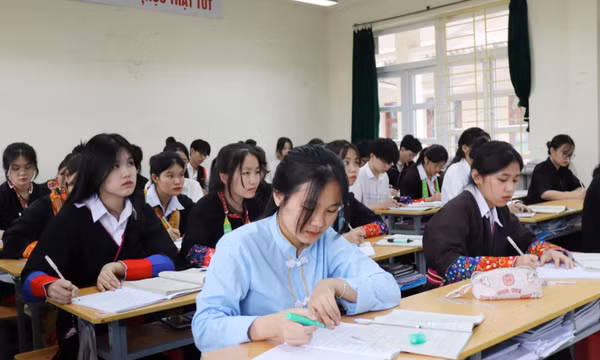 Đã có các chính sách hỗ trợ cho học sinh khó khăn trong việc đến trường 