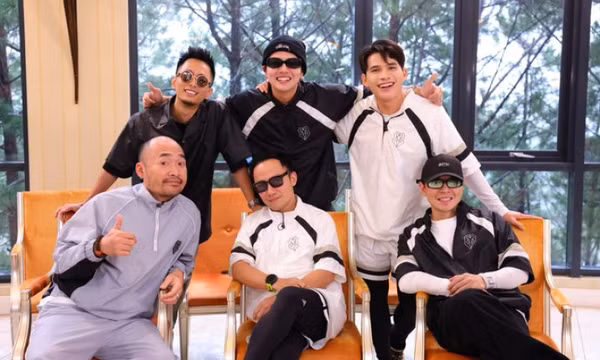 Khán giả bất bình với show Anh trai