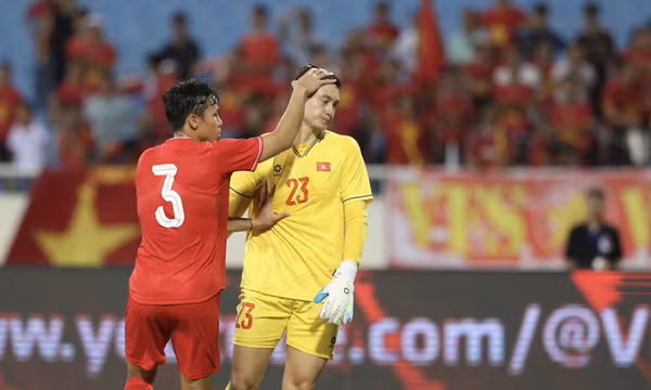 Văn Lâm mắc sai lầm, tuyển Việt Nam thua 0-3 trước Nga