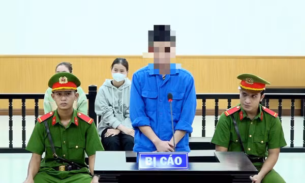 Con trai lãnh án vì âm mưu đầu độc cha bằng thuốc diệt cỏ