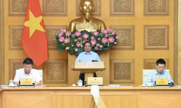 Tích cực rà soát, tháo gỡ mọi điểm nghẽn về thể chế, cơ chế, chính sách