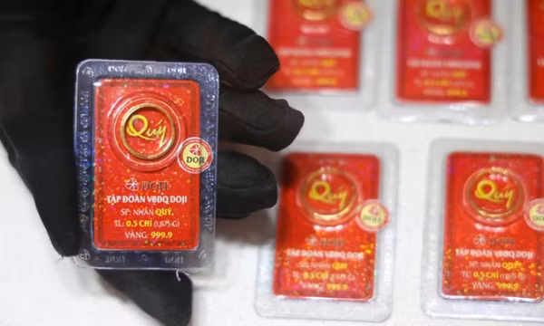 Giá vàng nhẫn tăng cao, vì sao không nên mua vào?