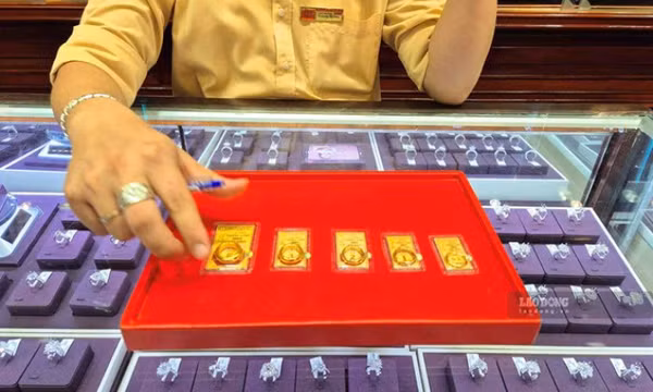 Giá vàng hôm nay 28/9: Vàng nhẫn tăng bất chấp