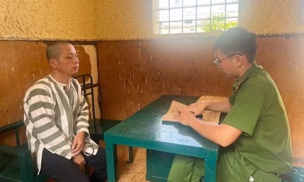 Bắt chủ tịch hội nông dân xã tham ô 14 triệu đồng