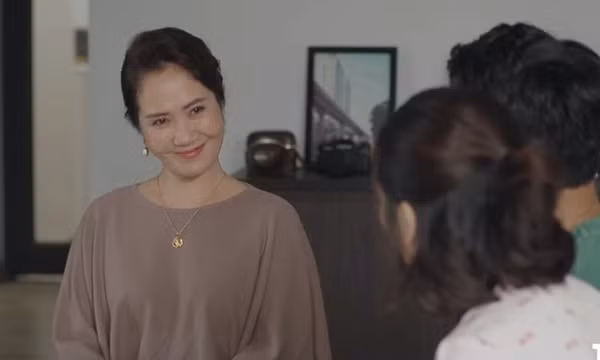 Mẹ chồng giờ đây không còn tai quái