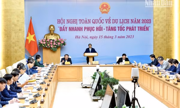 Đẩy nhanh phục hồi, tăng tốc phát triển ngành du lịch