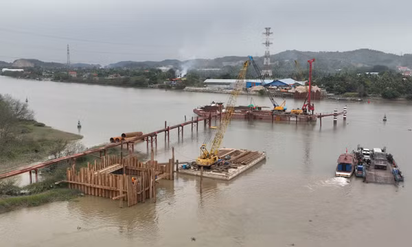 Cần sớm mở rộng tỉnh lộ 333