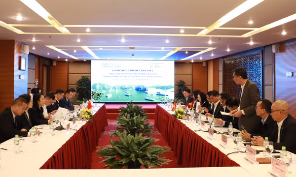 Thúc đẩy hợp tác du lịch Quảng Ninh (Việt Nam) và Quảng Tây (Trung Quốc)