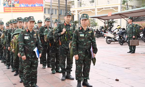  LLVT tỉnh Quảng Ninh: Luyện tập chuyển trạng thái SSCĐ năm 2023