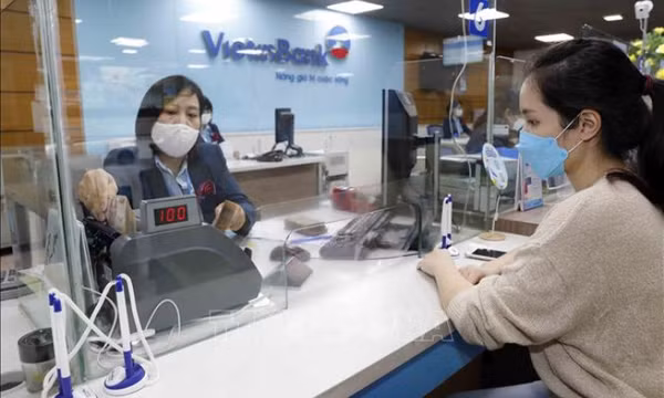 Lãi suất cho vay dần hạ nhiệt theo lãi suất điều hành