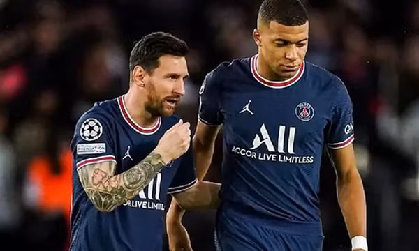 Messi chấn thương, PSG sốt vó trước đại chiến Bayern Munich