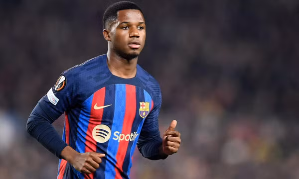 Barcelona đón tin vui trước Siêu kinh điển