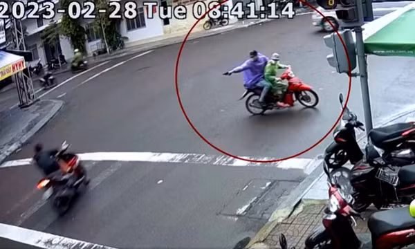 Vụ nghi nổ súng ở Quy Nhơn: súng đạn pháo 'đấu' với súng đạn chì
