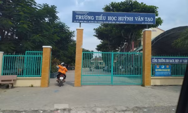 Một học sinh tiểu học đột tử trong sân trường