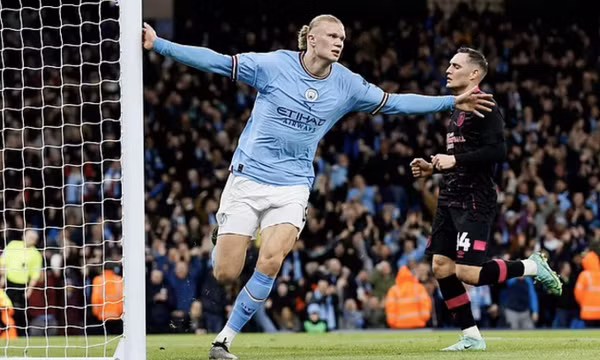 Haaland lập hat-trick ở tứ kết Cup FA