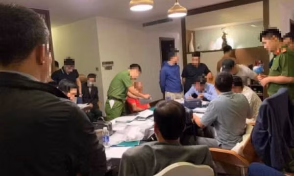 Khởi tố 21 bị can vụ đánh bạc Poker 4,6 tỷ đồng