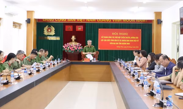 Hội nghị đẩy mạnh công tác phối hợp tuyên truyền, hướng dẫn cấp CCCD và tài khoản định danh điện tử