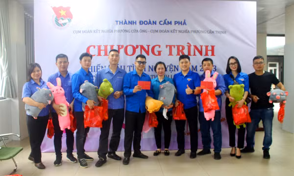 Cẩm Phả: Đoàn viên thanh niên, y, bác sĩ tham gia hiến 243 đơn vị máu