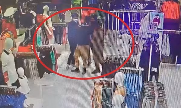 Nhân viên cửa hàng kể lại phút đối mặt giám đốc người Trung Quốc sát hại kế toán