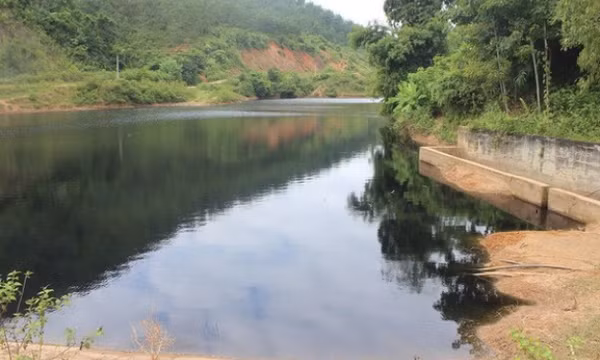 Xây trái phép trong hành lang bảo vệ sông, suối bị phạt thế nào?