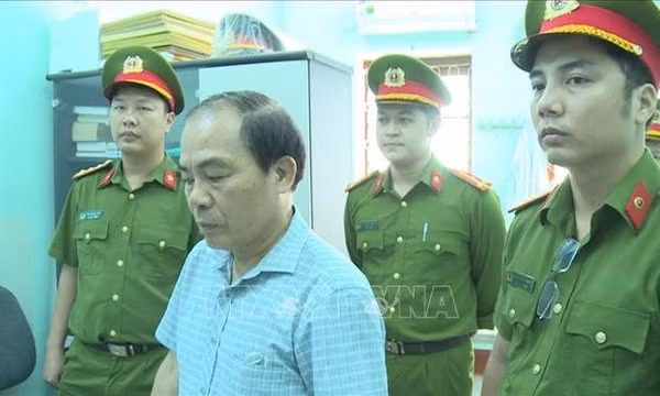 Khởi tố, bắt giam Phó Giám đốc phụ trách Trung tâm Pháp y tỉnh Thái Bình