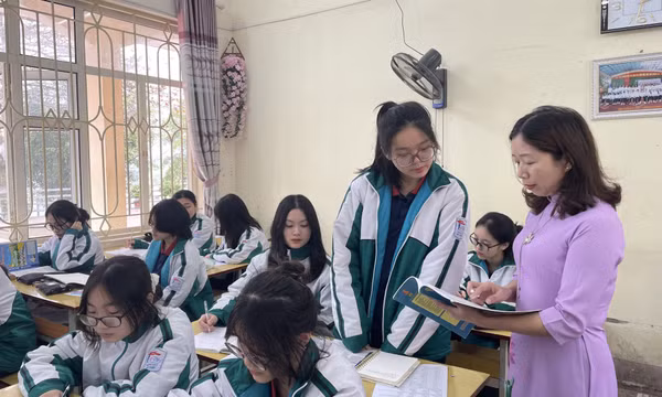 Những nữ giáo viên tận tụy với nghề