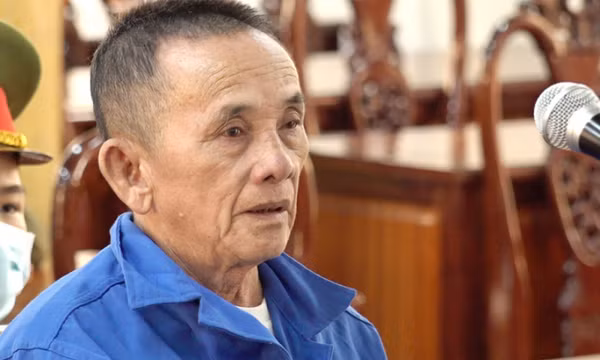 "Dê cụ" lãnh án 13 năm tù vì hiếp dâm bé gái 4 tuổi