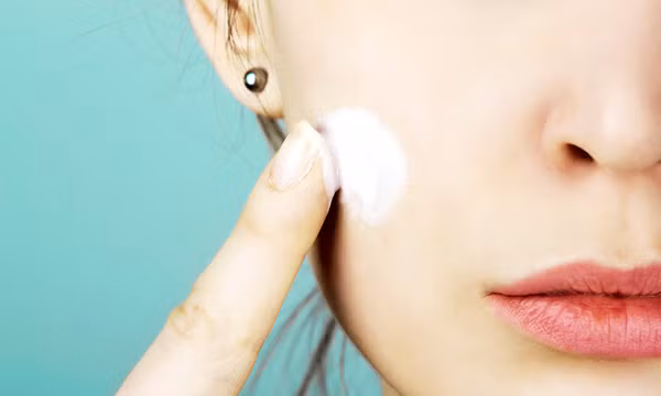 Người bị viêm da cơ địa cần tránh 5 điều này khi nắng nóng để bệnh không bùng phát