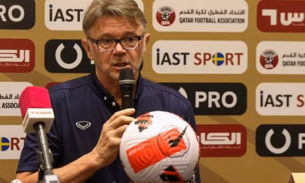HLV Philippe Troussier ước trong sinh nhật tuổi 68: 'được nghe Quốc ca Việt Nam ở World Cup'