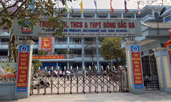 Làm rõ vụ thầy giáo tát học sinh trong giờ học ở TP Thanh Hóa