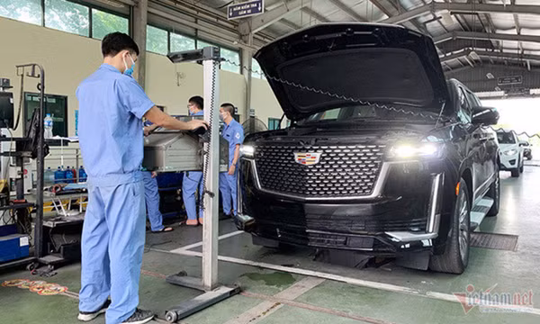 Xe độ đèn được đăng kiểm, có cả niềm vui xen những lo lắng