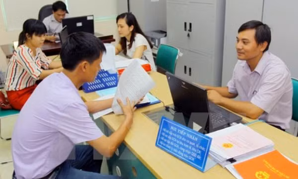 Thủ tục đính chính thông tin trên sổ đỏ