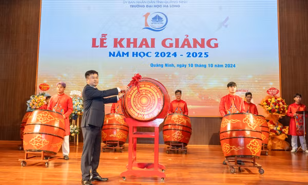 Trường Đại học Hạ Long khai giảng năm học 2024-2025