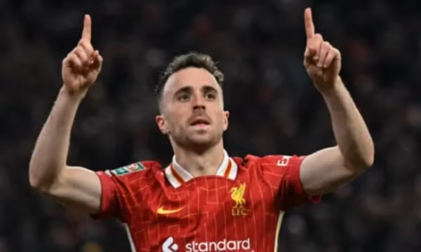 Arne Slot gạch tên 3 sao Liverpool ở trận đấu Brighton