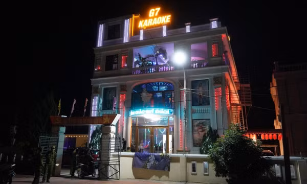 Giải cứu 58 cô gái trong quán karaoke