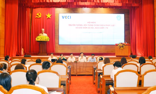 Truyền thông, đối thoại chính sách pháp luật về BHXH, BHYT cho doanh nghiệp