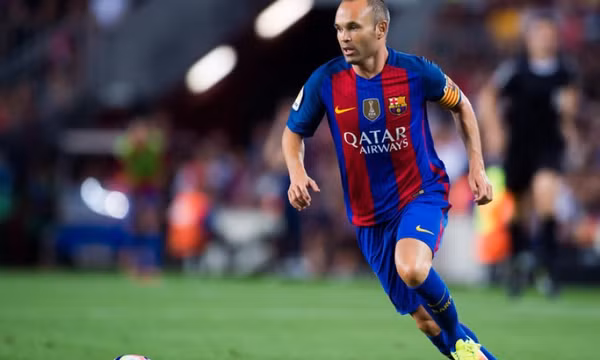 Huyền thoại Andres Iniesta giải nghệ ở tuổi 40
