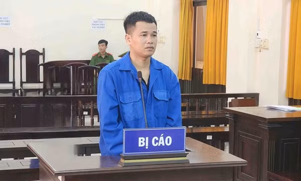 Đi nhờ xe rồi gạ bán dâm 200.000 đồng, người phụ nữ bị cướp hơn 200 triệu đồng