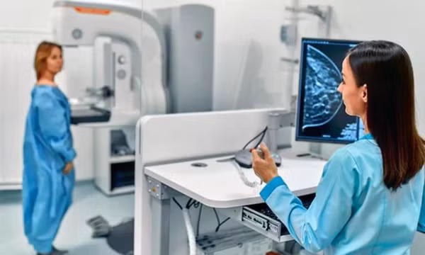 Những tiến bộ vượt bậc trong điều trị ung thư vú