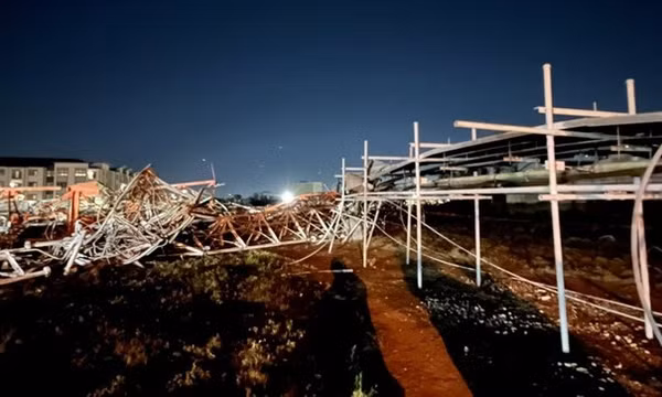 Trực thăng đâm trúng tháp phát thanh ở Mỹ, nhiều người thiệt mạng