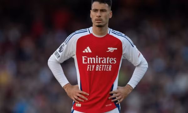 Martinelli đem tin dữ cho Arsenal