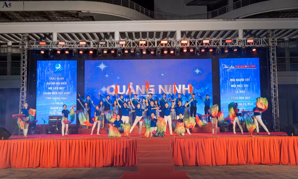 Kỷ niệm 10 năm “Năm Thanh niên tình nguyện”