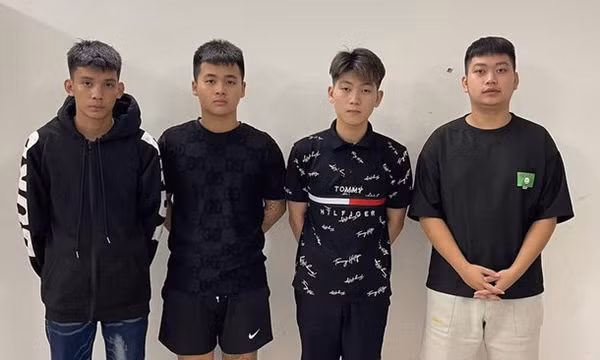 Bắt nhóm quái xế mang theo dao gây náo loạn TP Tuyên Quang