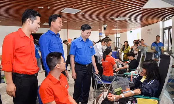 Hàng nghìn người dân Thủ đô được khám bệnh miễn phí