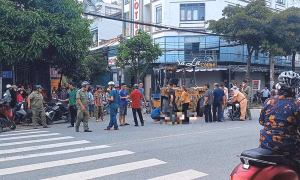 Tai nạn với xe nâng, người đi xe máy tử vong ở quận Bình Tân