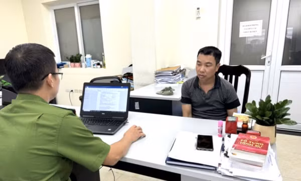 Đối tượng mang xe Fortuner của bạn đi cầm cố ra đầu thú