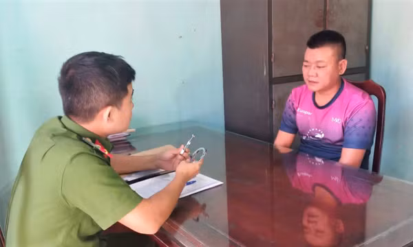 Gã trai ở Nam Định giả danh công an dọa gái mại dâm 'nộp' 100 triệu đồng