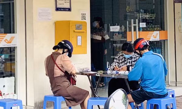 TP Hồ Chí Minh: Đề xuất trợ cấp cho xe ôm truyền thống, xích lô du lịch