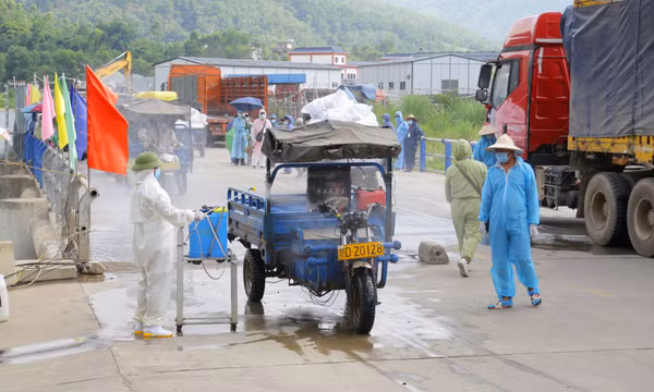 Đảm bảo an toàn phòng, chống dịch trong hoạt động XNK