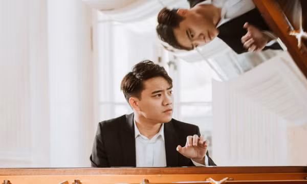Nguyễn Việt Trung vào chung kết cuộc thi piano Chopin mà 40 năm trước Đặng Thái Sơn đoạt giải nhất